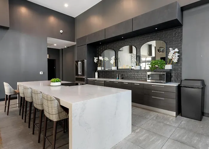 Experience Downtown At Millennium - Luxury In The Loop * Chicago