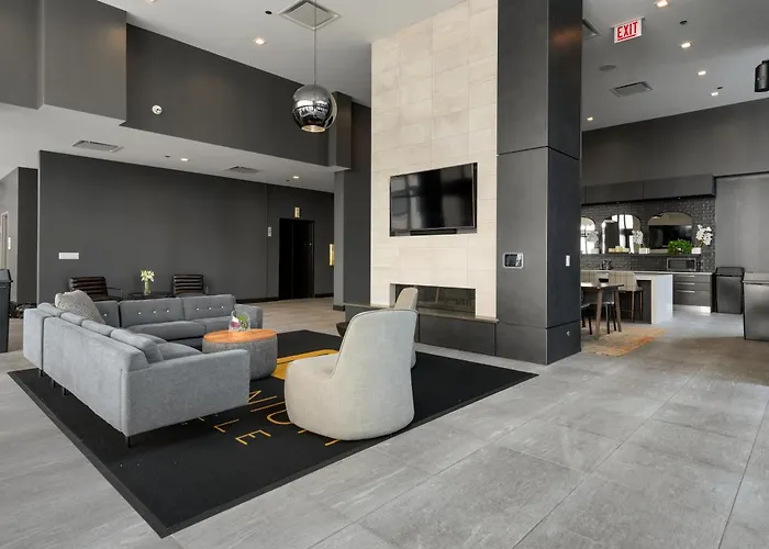 Experience Downtown At Millennium - Luxury In The Loop
