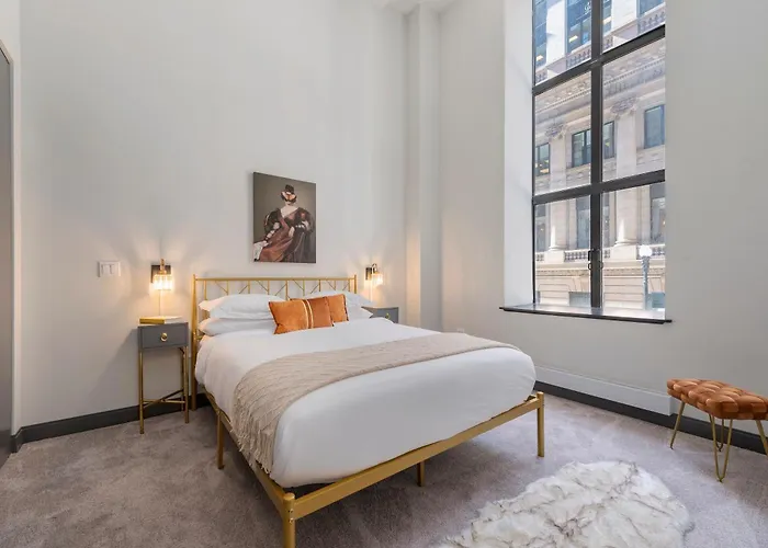 Experience Downtown At Millennium - Luxury In The Loop Apartment