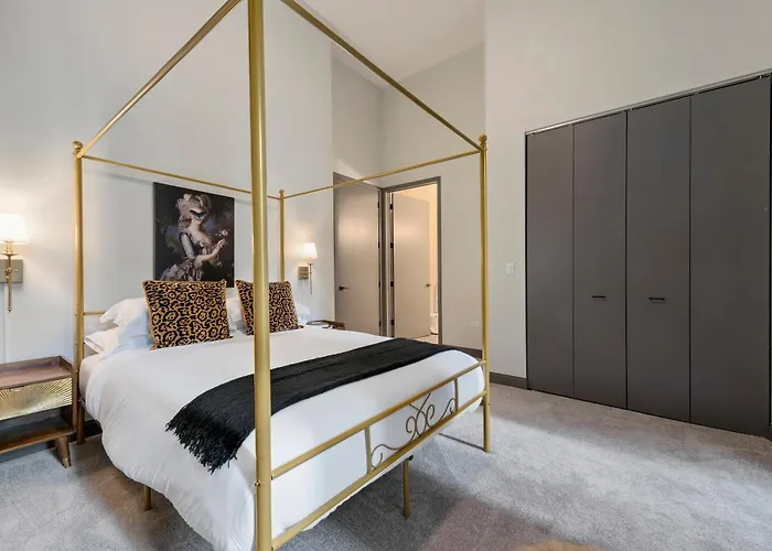 Apartment Experience Downtown At Millennium - Luxury In The Loop Chicago