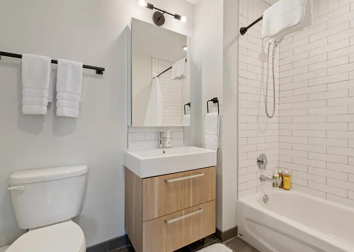 Experience Downtown At Millennium - Luxury In The Loop * Chicago