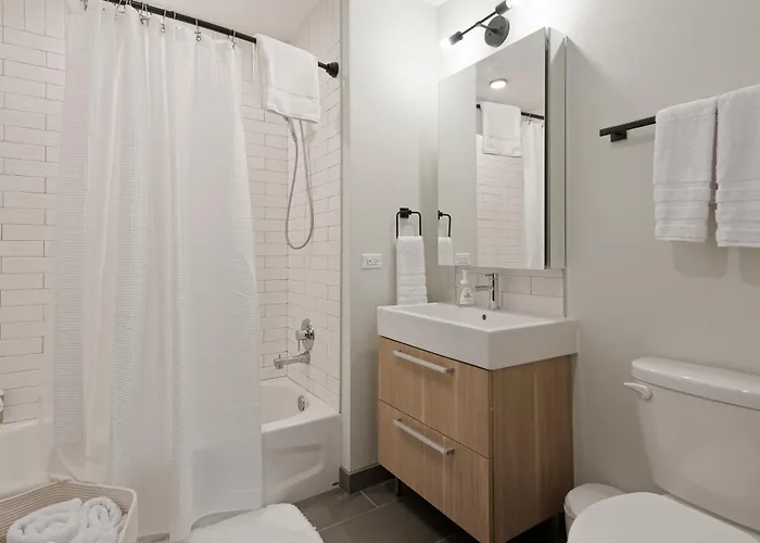 Experience Downtown At Millennium - Luxury In The Loop Apartment *