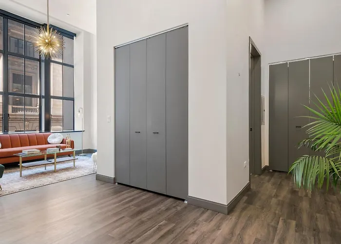 Apartment Experience Downtown At Millennium - Luxury In The Loop Chicago