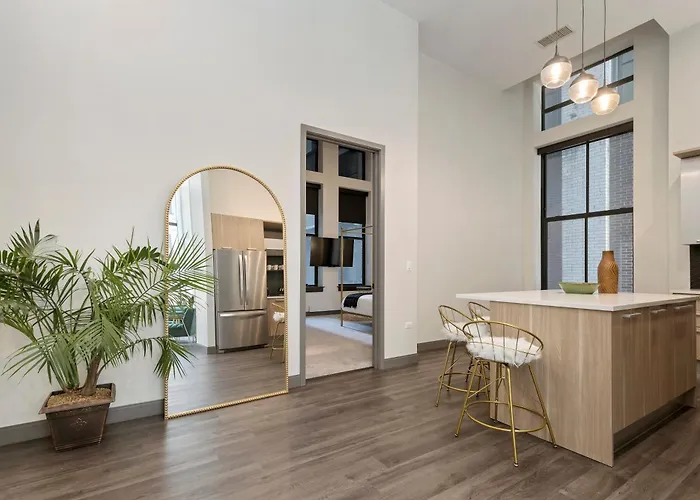 Experience Downtown At Millennium - Luxury In The Loop Chicago